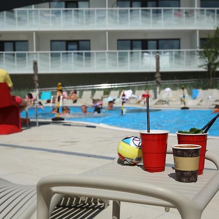 Apartament Lux Tukan B004, Polanki Aqua - Holiday City Kołobrzeg Eksteriør bilde
